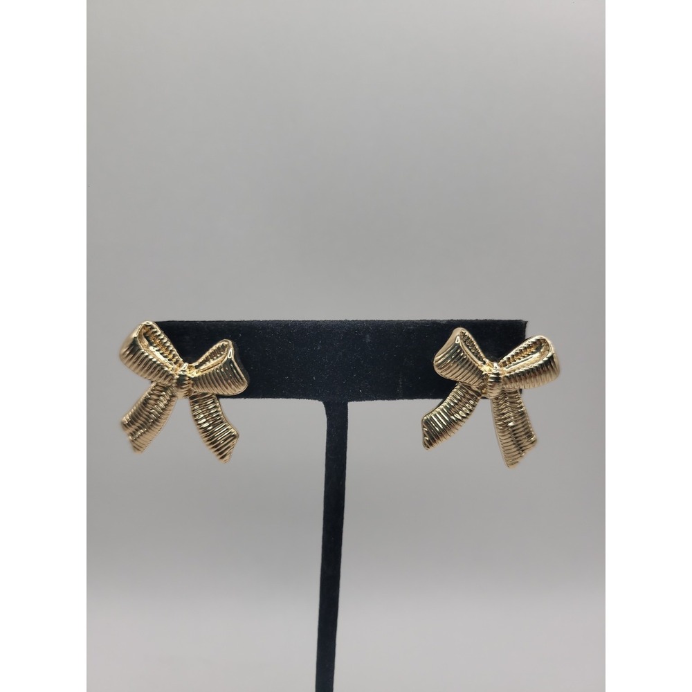Gold Tone Textured Ribbon Bow Stud Earrings Ribbed Bow Post Earrings Cute Coquet